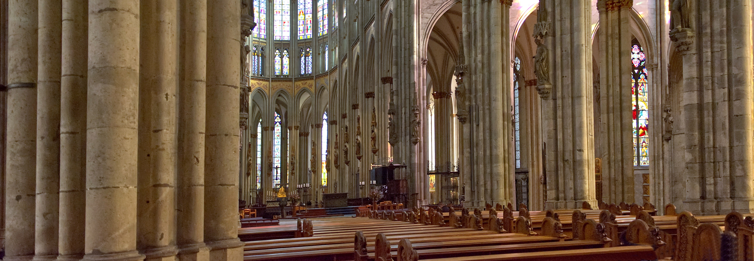Step inside the Cologne Cathedral (Kölner Dom)